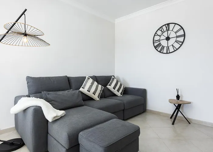Golfinho - Sea View With Pool By Hd Apartamento Quarteira